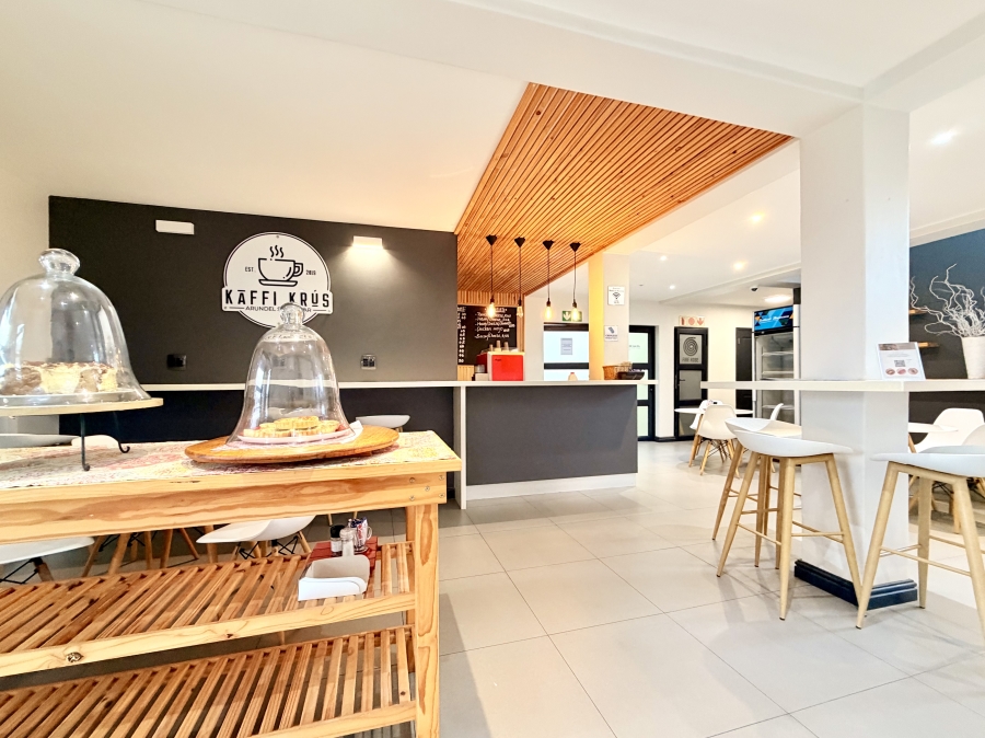 Commercial Property for Sale in Westcliff Western Cape